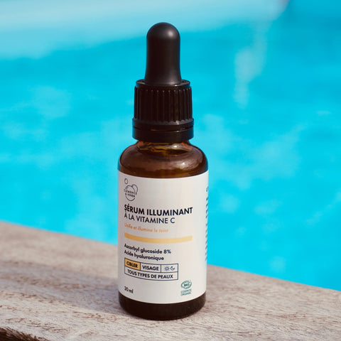 Gel nettoyant illuminant (150 ml) + Sérum illuminant Vitamine C (30 ml)coffretUneViePlusSaine