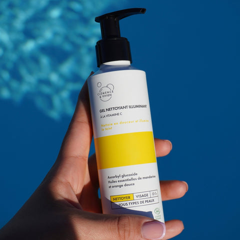 Gel nettoyant illuminant (150 ml) + Sérum illuminant Vitamine C (30 ml)coffretUneViePlusSaine