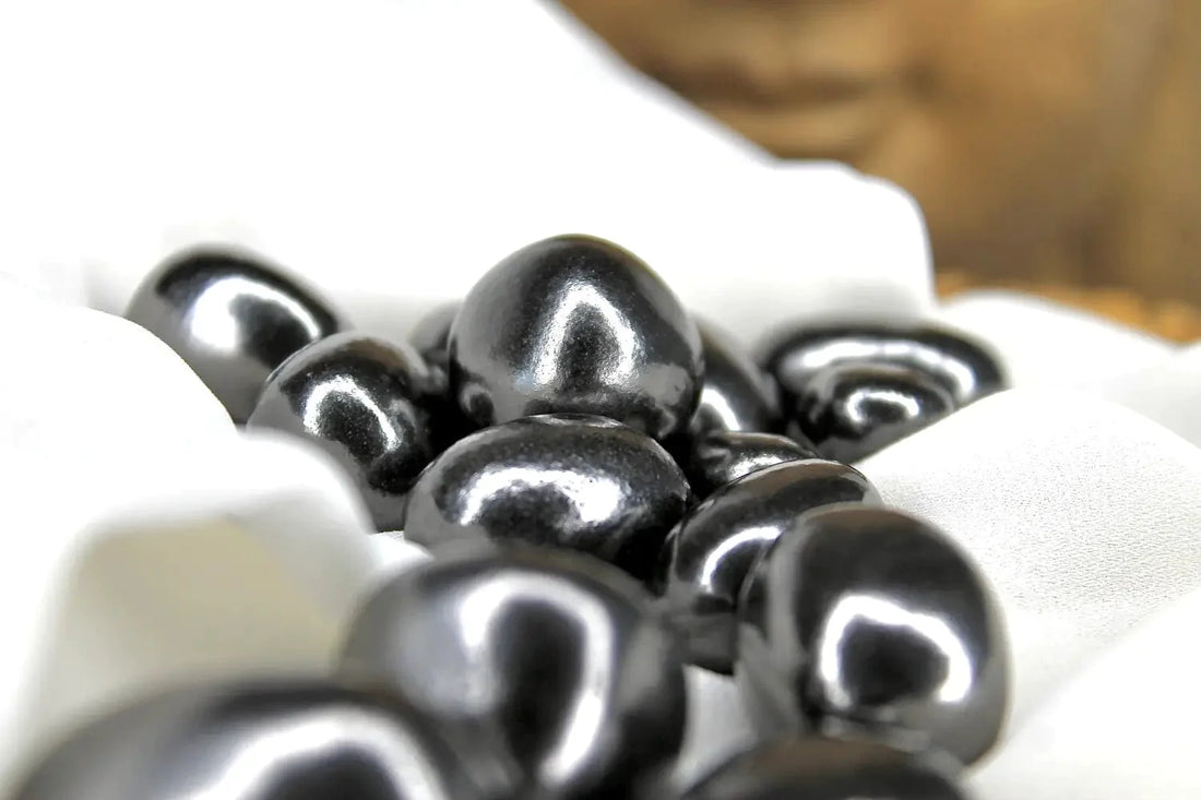 Tout savoir sur la shungite : La pierre de protection électromagnétique et de transformation - Une Vie Plus Saine