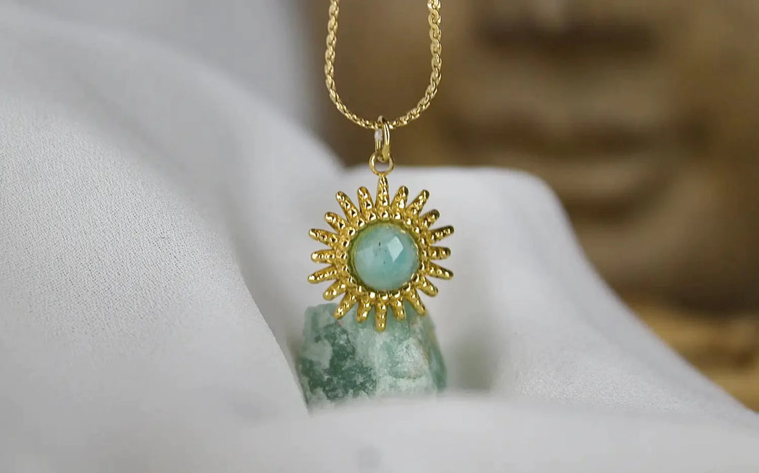 Tout savoir sur l'amazonite : la pierre de l'authenticité - Une Vie Plus Saine