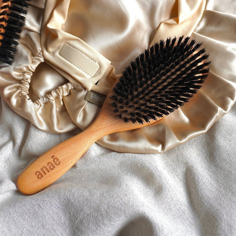 Brosse en bois et poils naturels de sanglierBrosseUneViePlusSaine