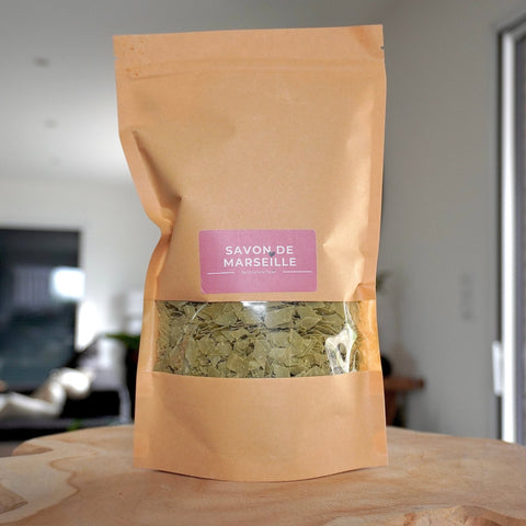 Copeaux de savon de Marseille | Savonnerie Le Sérailsavon de marseille en copeauxUneViePlusSaine