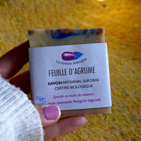 Savon solide | Feuille d'agrumes | Peaux mixtes à tendance acnéique | Savonnerie aubergine | 100gsavon solideUneViePlusSaine