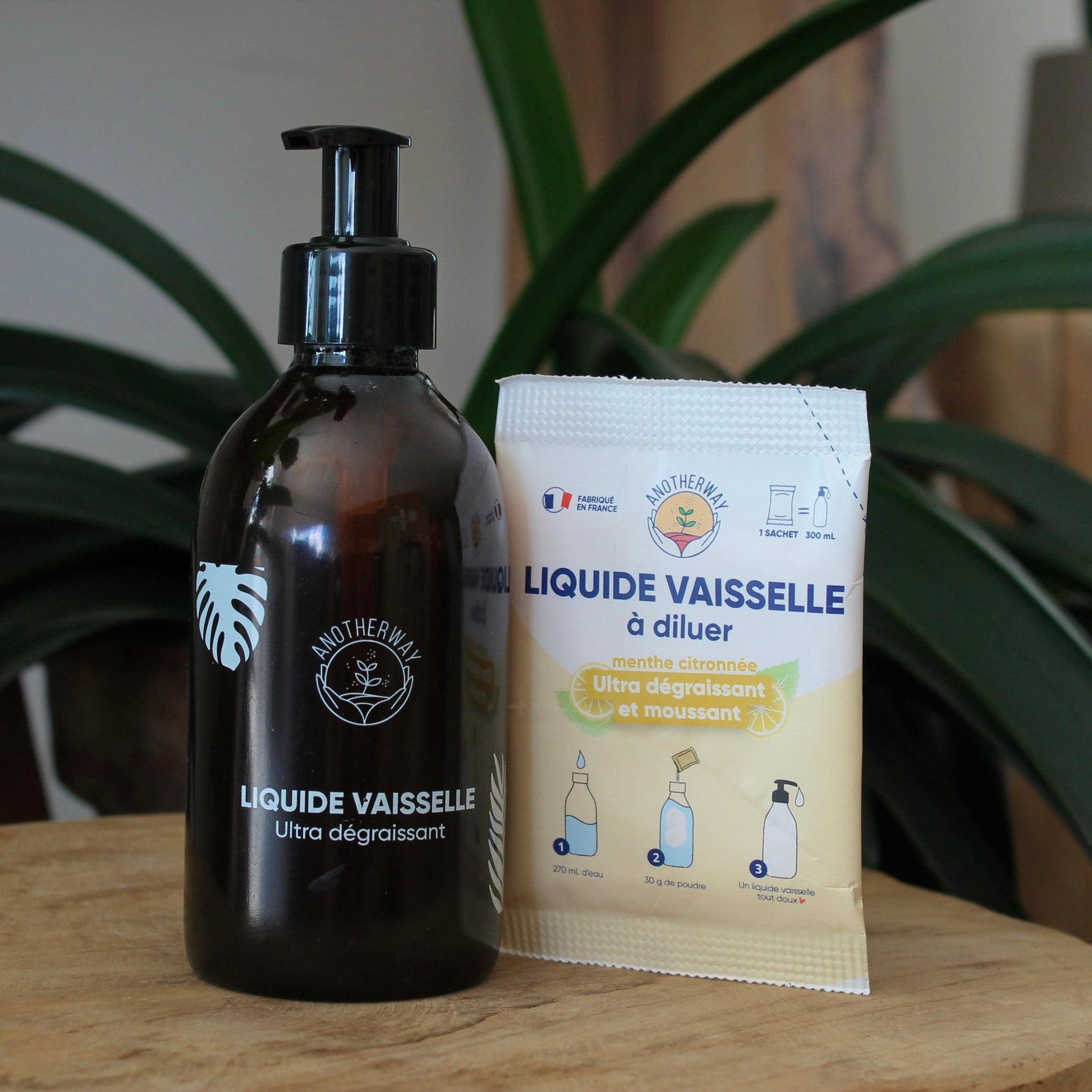 Kit de démarrage | Liquide vaisselle à diluer | Menthe citronnée | 1 sachet = 300mlsavon vaisselleUneViePlusSaine